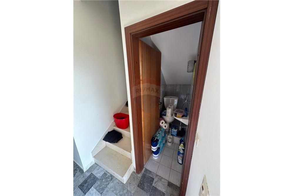 Hiša Košljun, Pag, 347m2