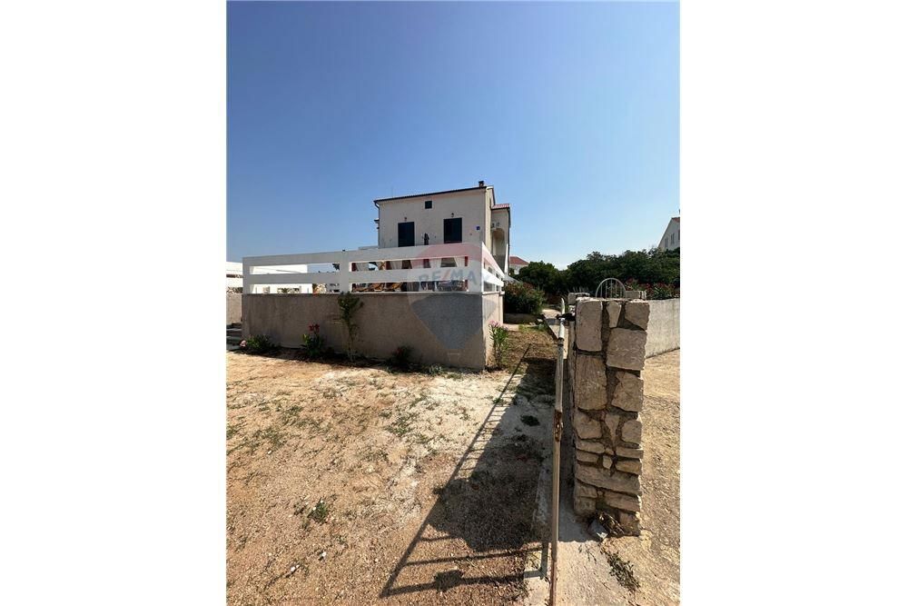 Hiša Košljun, Pag, 347m2