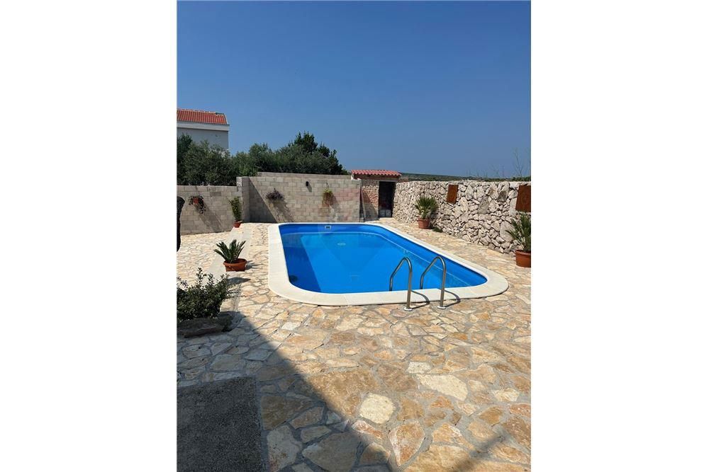 Hiša Košljun, Pag, 347m2