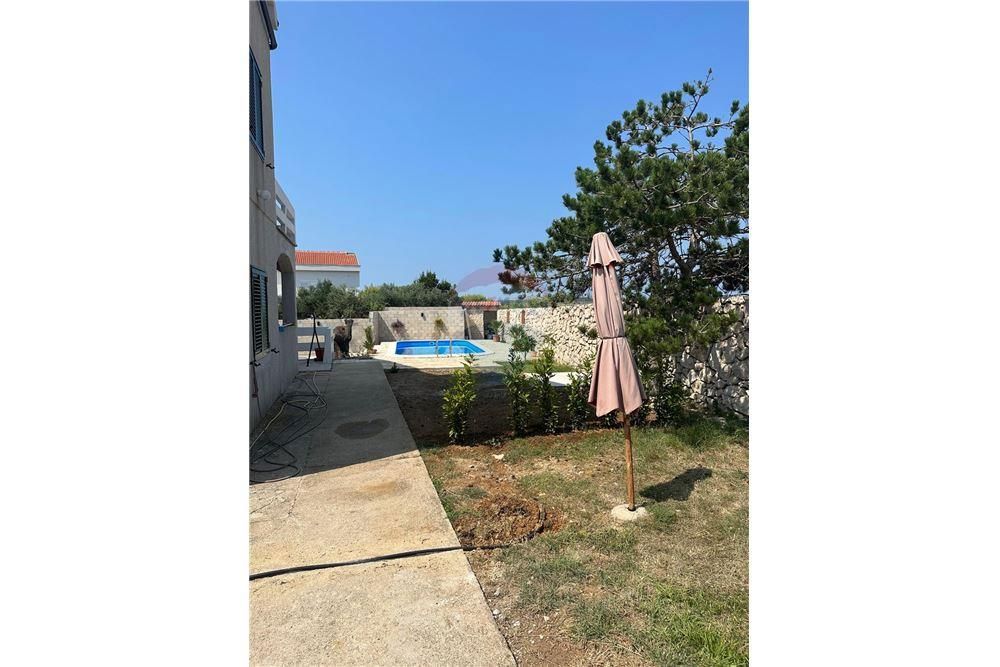 Hiša Košljun, Pag, 347m2