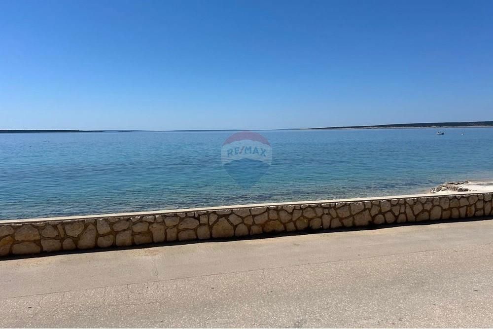 Stanovanje Mandre, Kolan, 48,84m2