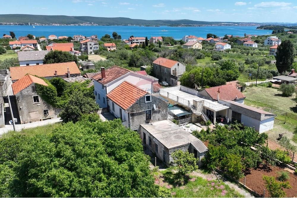 Hiša Neviđane, Pašman, 140m2
