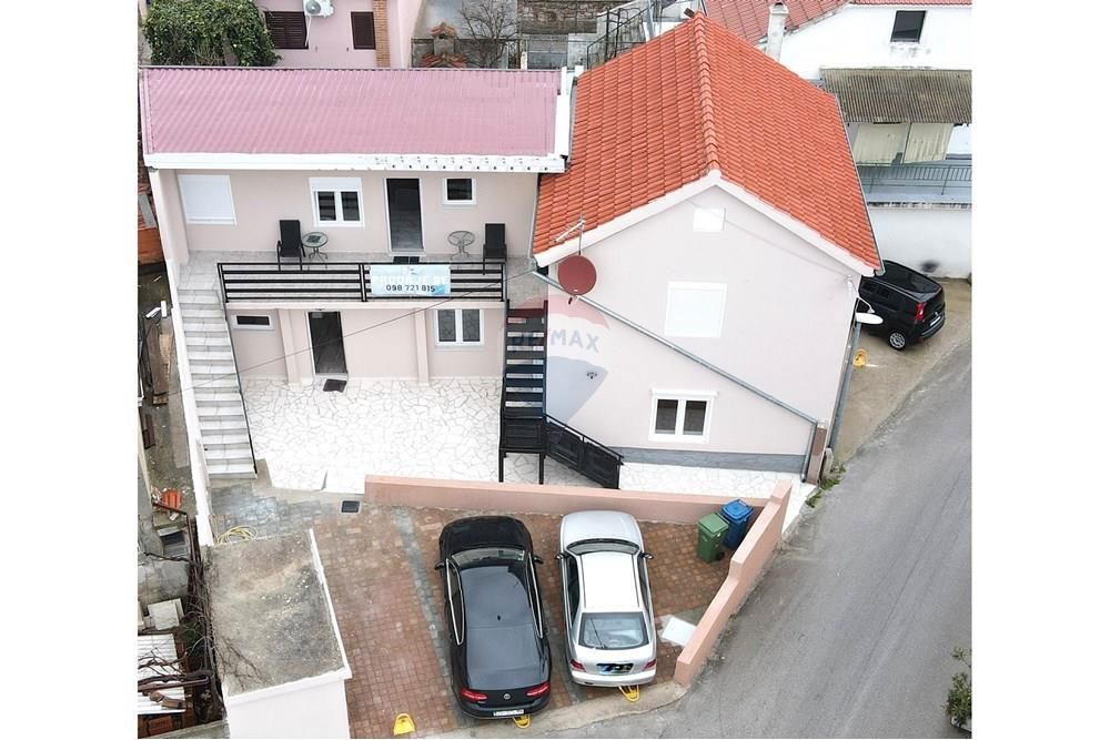 Hiša Murter, 180m2