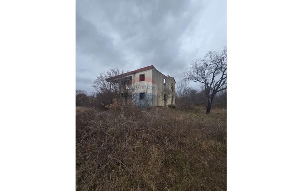 Zemljišče Donji Kašić, Benkovac, 5.986m2