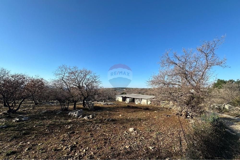 Zemljišče Novalja, 6.478m2