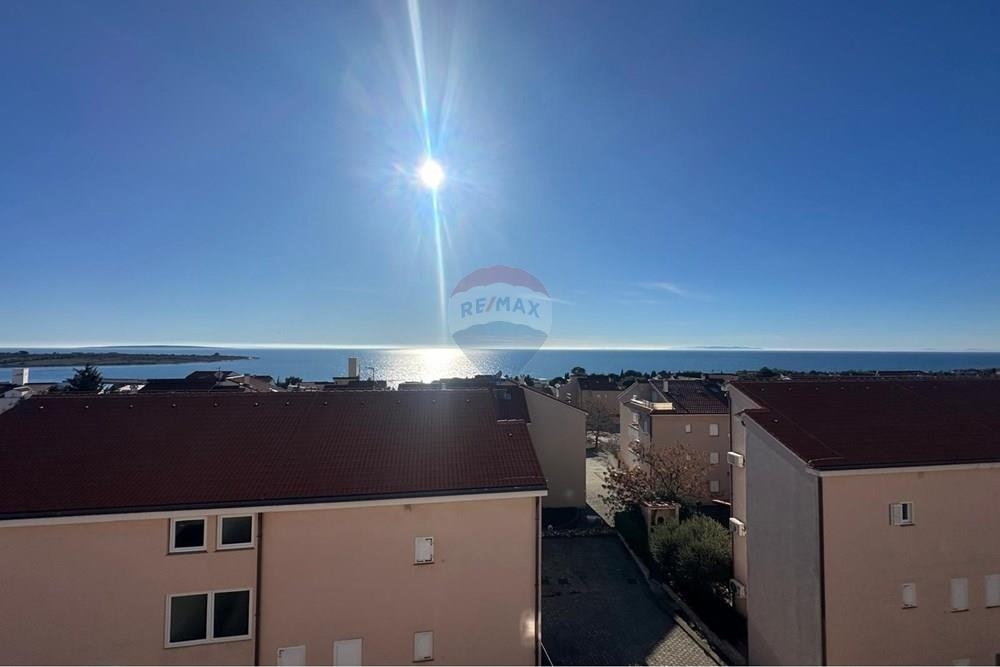 Stanovanje Novalja, 72,25m2