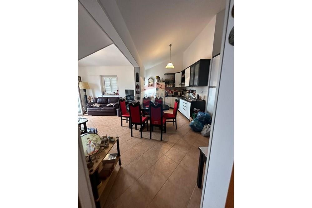 Stanovanje Novalja, 72,25m2