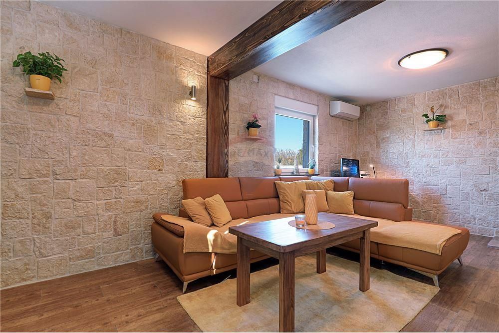 Hiša Pridraga, Novigrad, 138m2