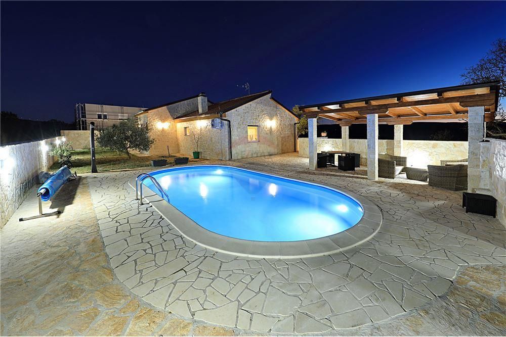 Hiša Pridraga, Novigrad, 138m2