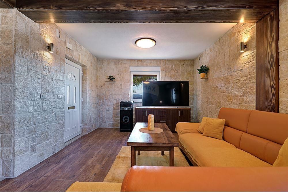 Hiša Pridraga, Novigrad, 138m2