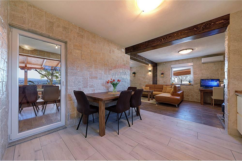 Hiša Pridraga, Novigrad, 138m2
