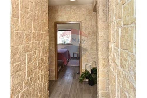 Hiša Pridraga, Novigrad, 138m2