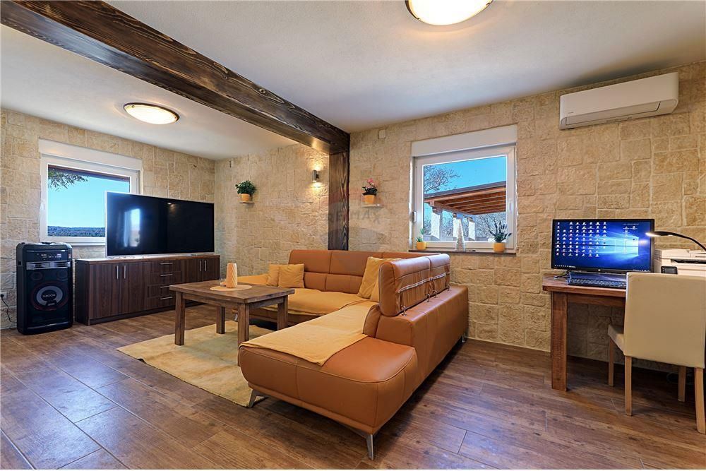 Hiša Pridraga, Novigrad, 138m2