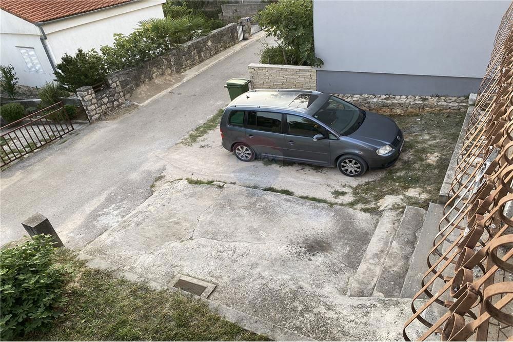 Hiša Maslenica, Jasenice, 263m2