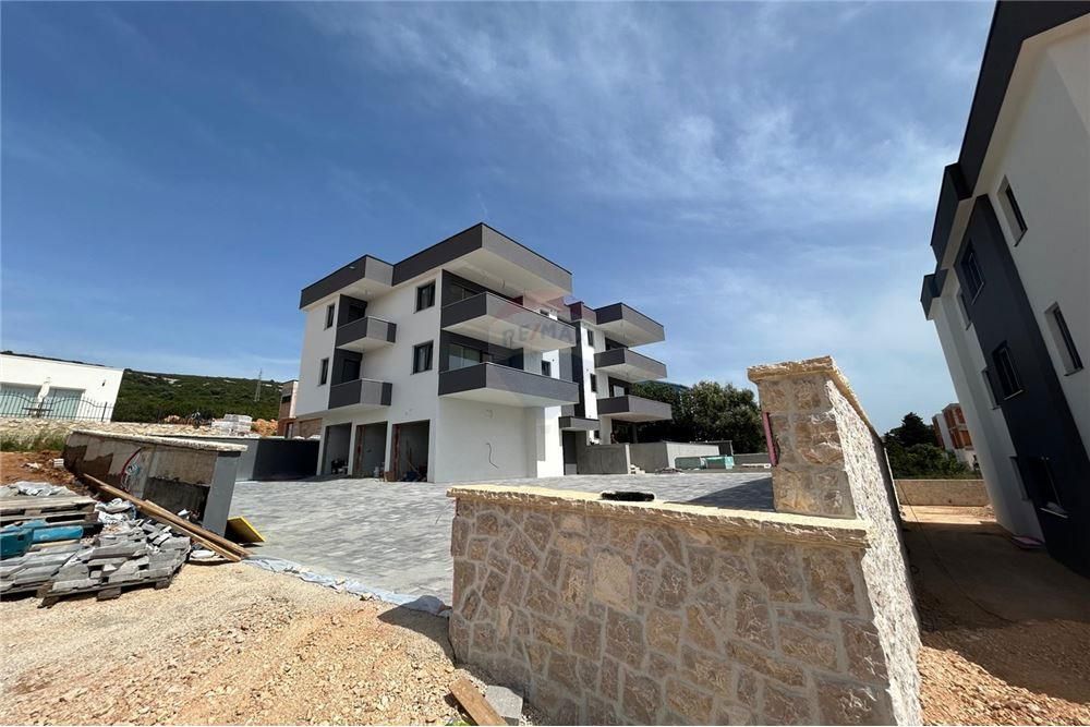 Stanovanje Stara Novalja, Novalja, 65,06m2
