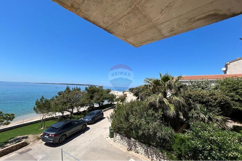 Stanovanje Mandre, Kolan, 81,67m2