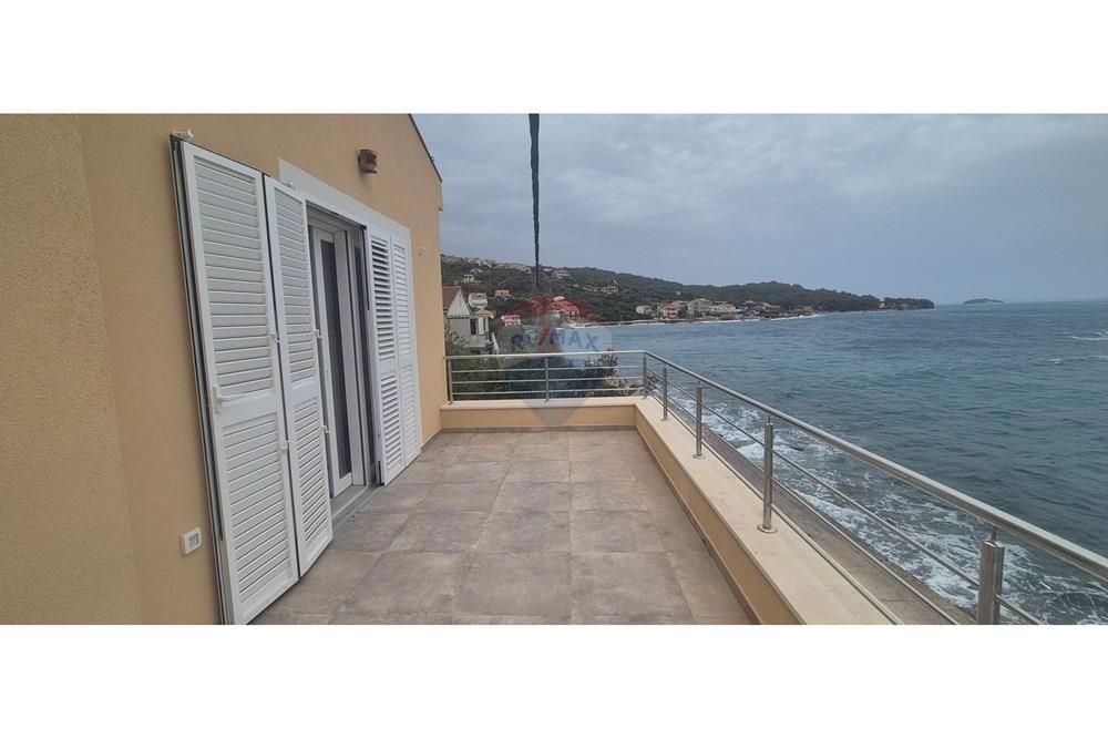 Hiša Mali Iž, Zadar - Okolica, 140m2