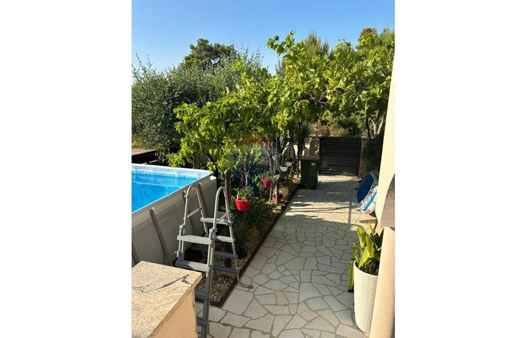 Hiša Zaton, Nin, 380m2