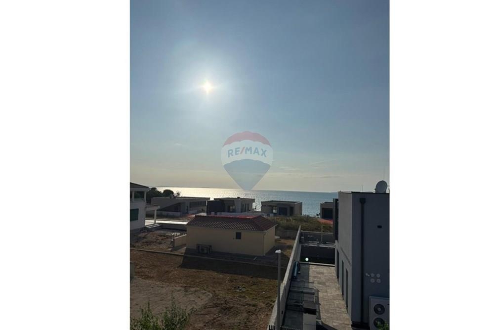 Hiša Zaton, Nin, 380m2