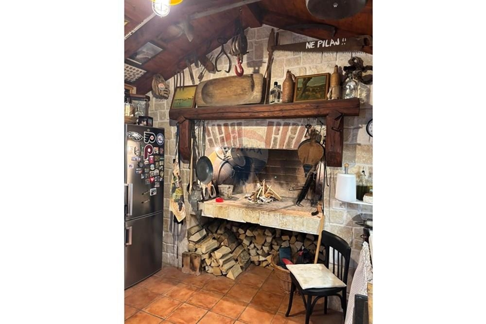 Hiša Zaton, Nin, 380m2