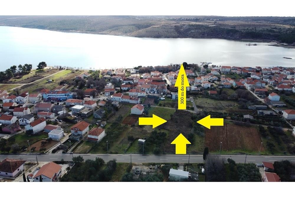 Zemljišče Posedarje, 853m2