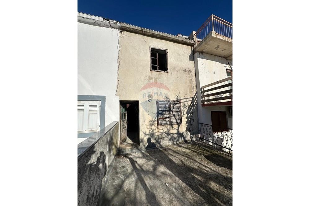 Hiša Metajna, Novalja, 129m2