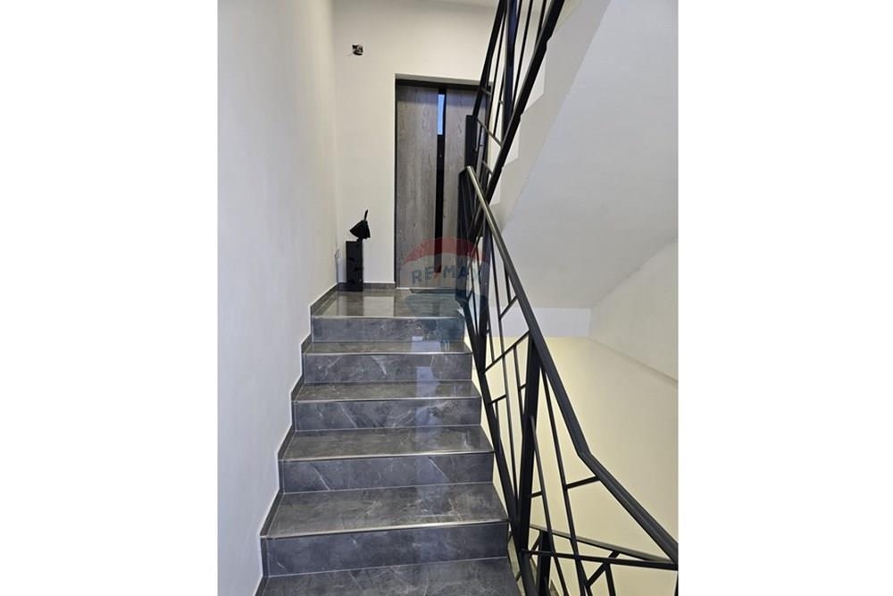 Hiša Sinjoretovo, Zadar, 315m2