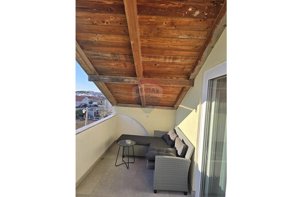 Hiša Sinjoretovo, Zadar, 315m2