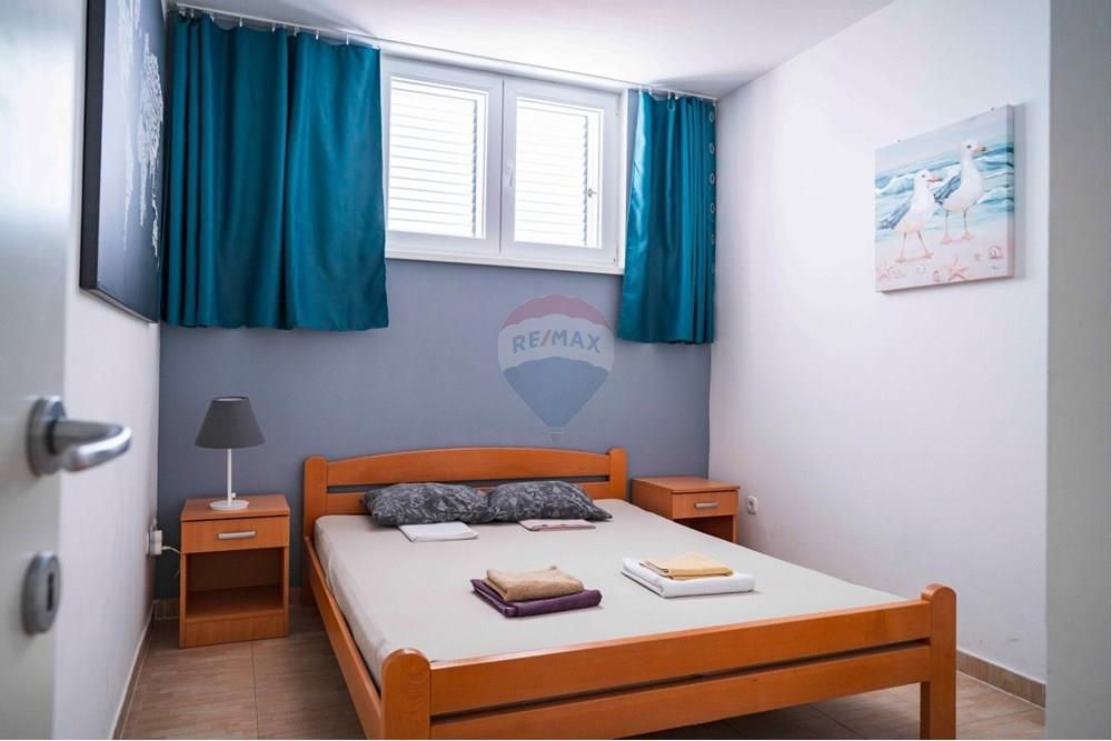 Stanovanje Novalja, 100m2