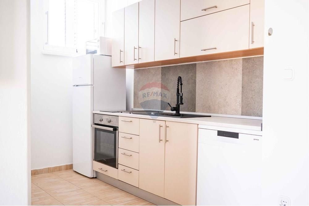 Stanovanje Novalja, 100m2