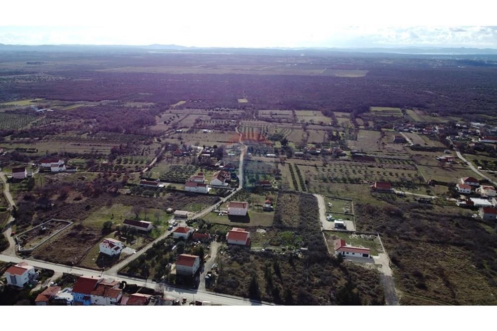 Zemljišče Poličnik, 1.912m2