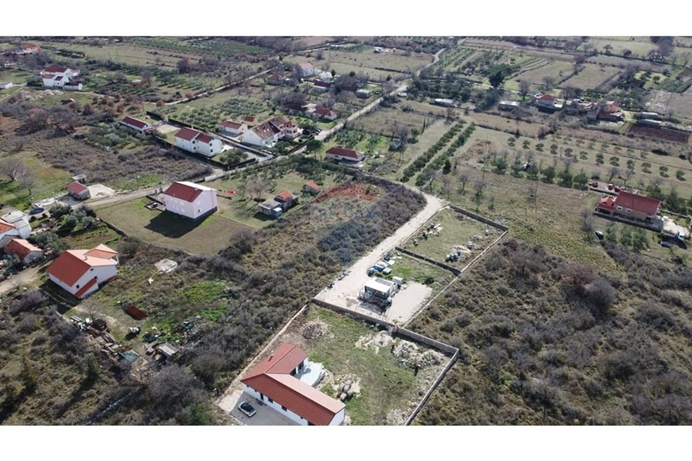 Zemljišče Poličnik, 1.912m2