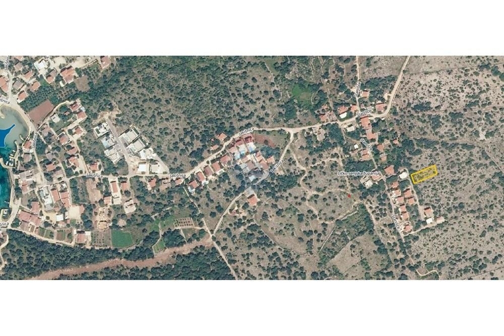 Zemljišče Novalja, 636m2