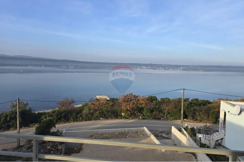 Hiša Obrovac, 400m2