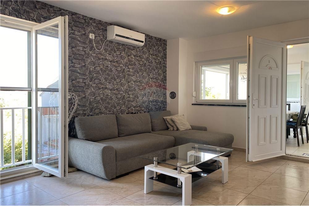 Apartma Zaton, Nin, 64m2