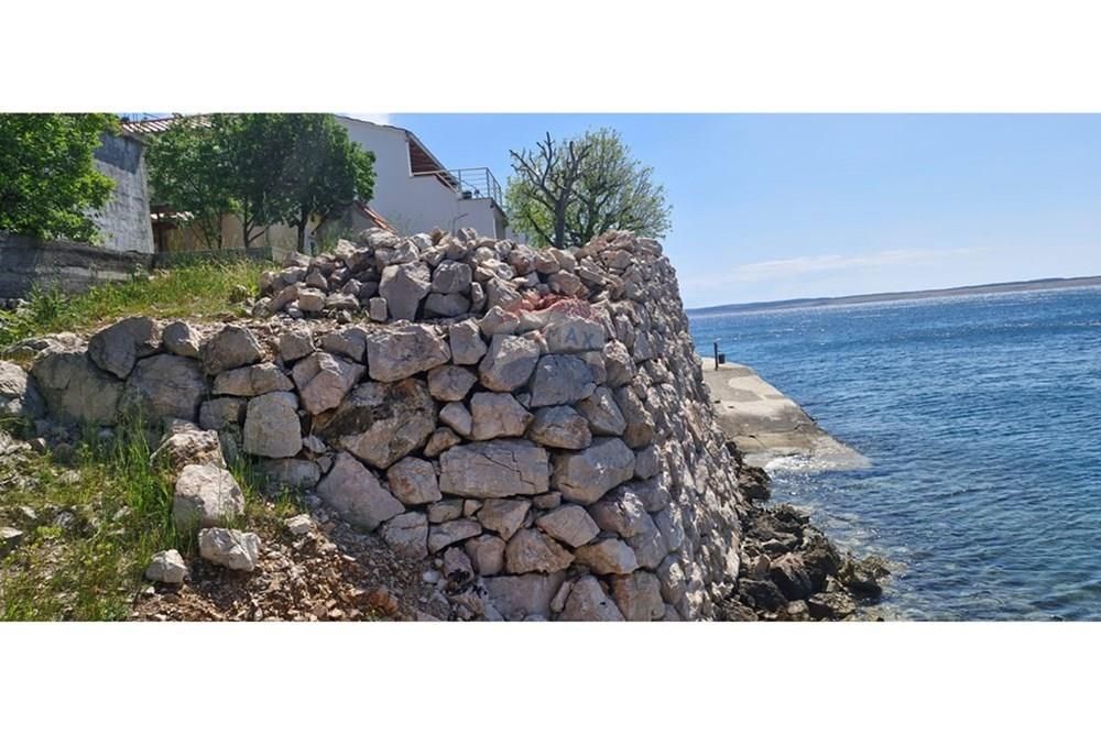 Zemljišče Barić Draga, Karlobag, 380m2