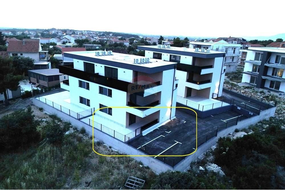 Stanovanje Pakoštane, 69,79m2