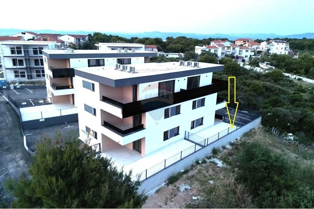 Stanovanje Pakoštane, 69,79m2