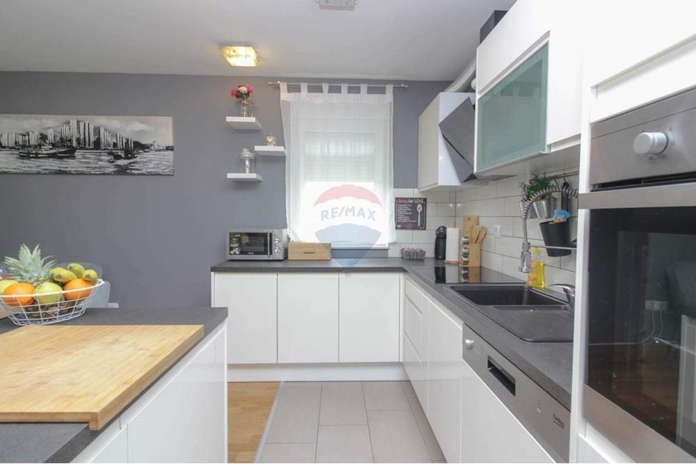 Stanovanje Plovanija, Zadar, 82m2