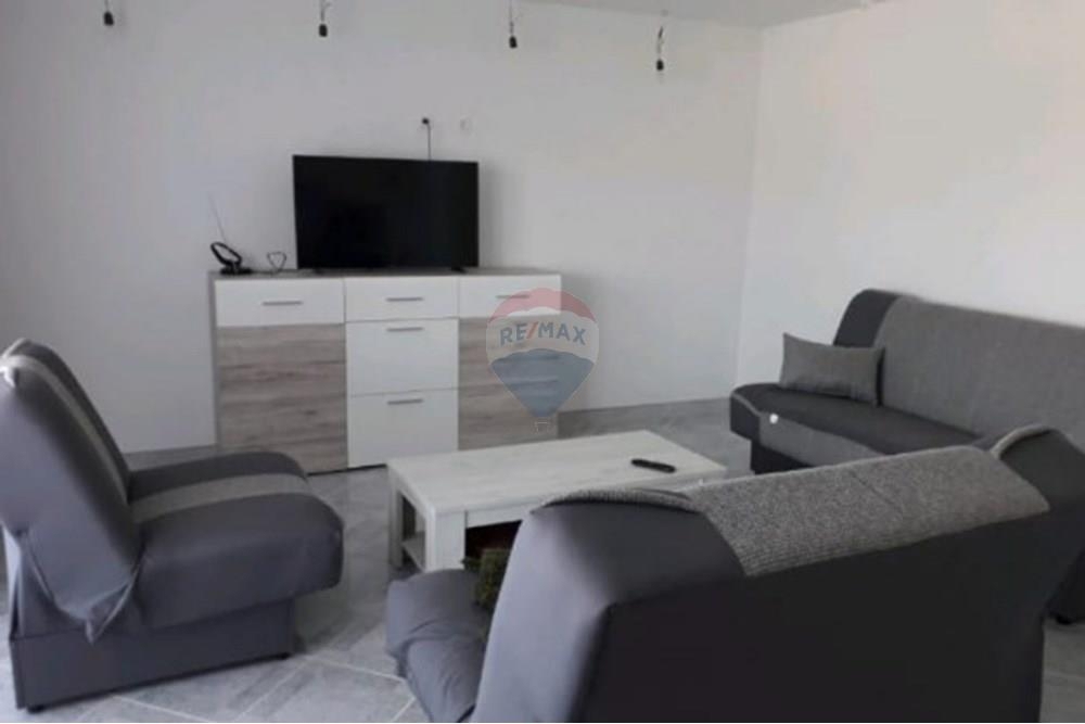 Hiša Gornji Karin, Obrovac, 330m2