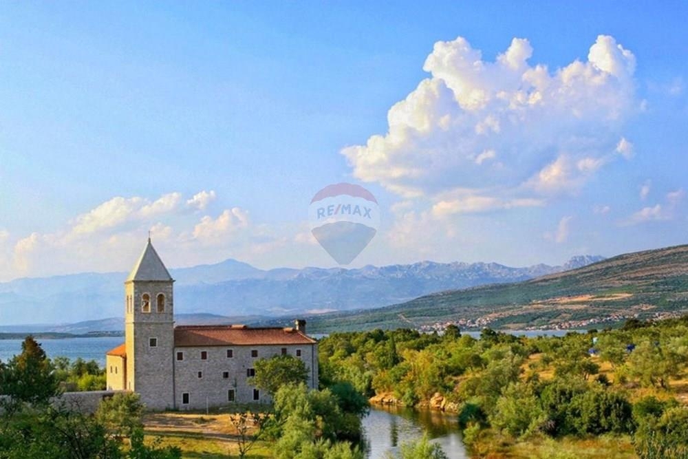 Hiša Gornji Karin, Obrovac, 330m2