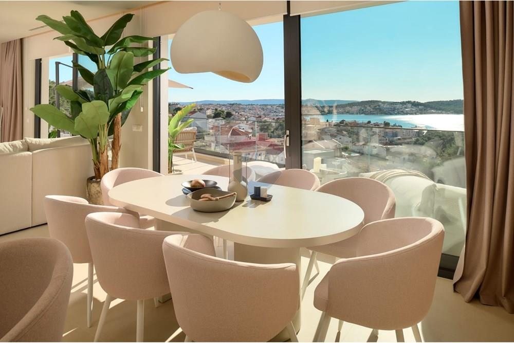 Hiša Čiovo, Trogir, 263m2