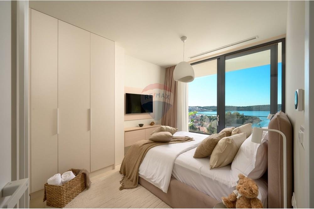 Hiša Čiovo, Trogir, 263m2