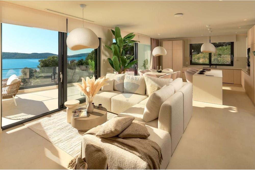 Hiša Čiovo, Trogir, 263m2