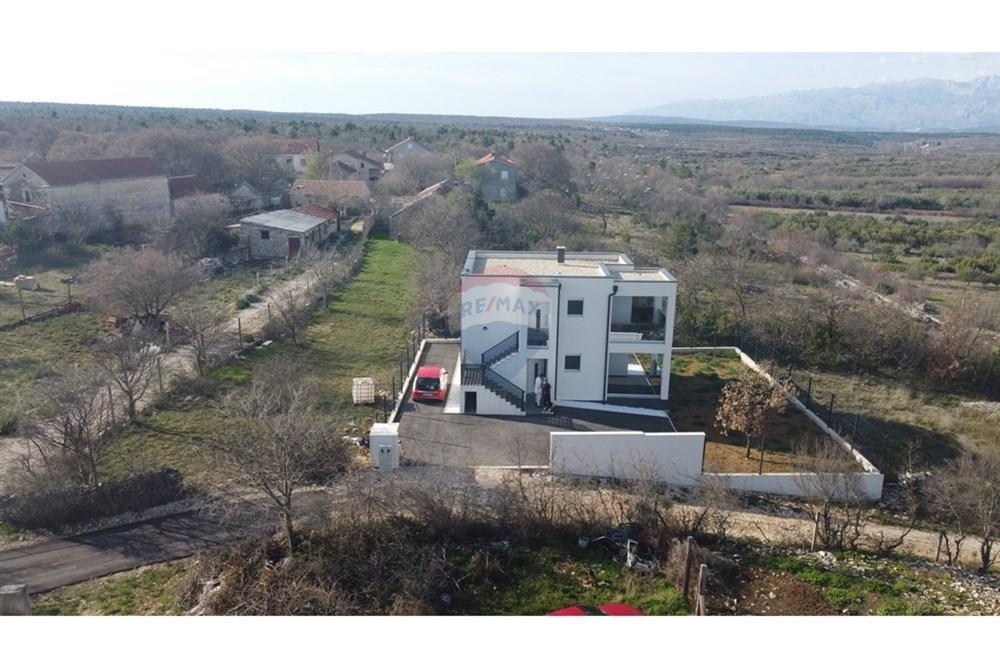 Hiša Pridraga, Novigrad, 150m2