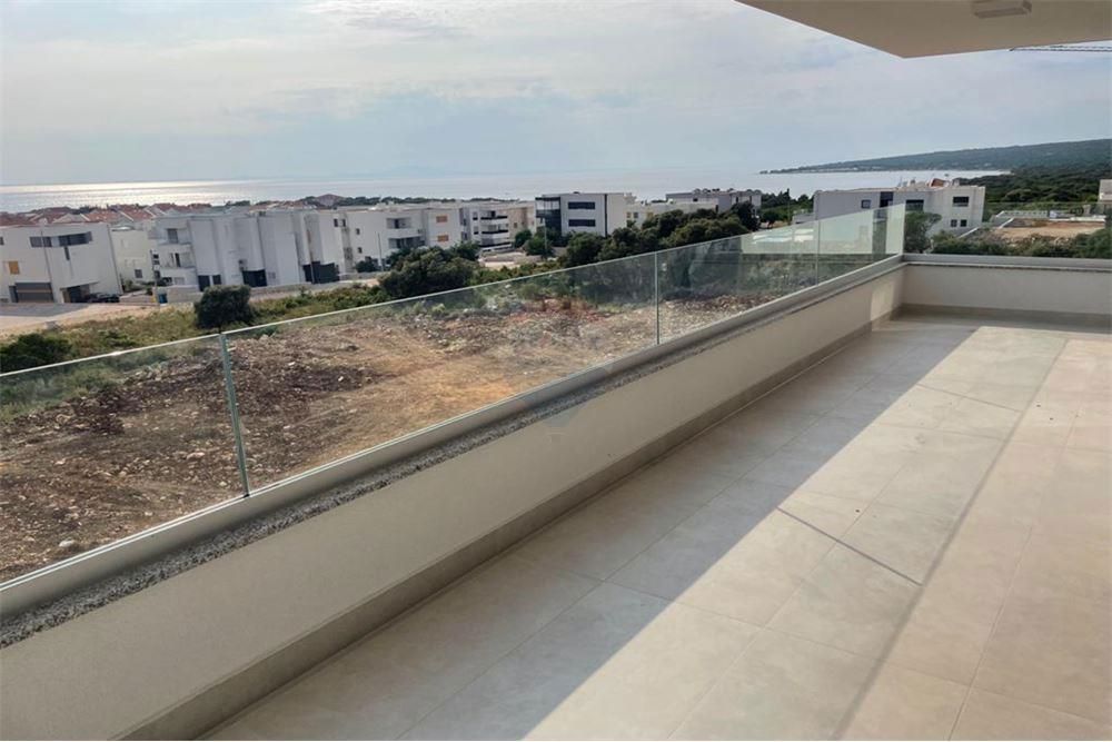 Apartma Novalja, 117m2