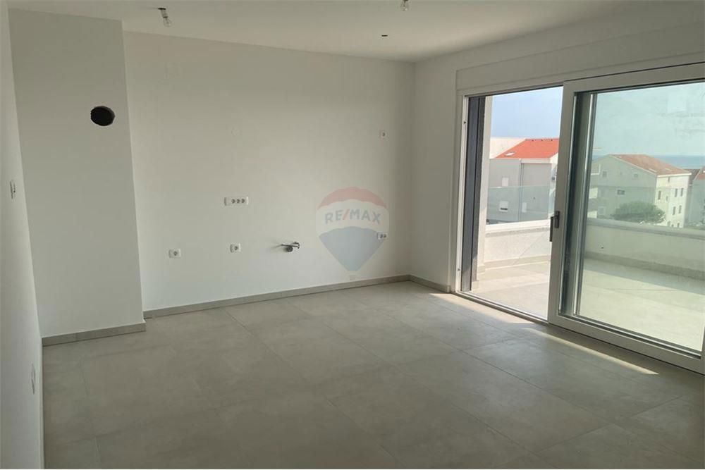 Apartma Novalja, 117m2