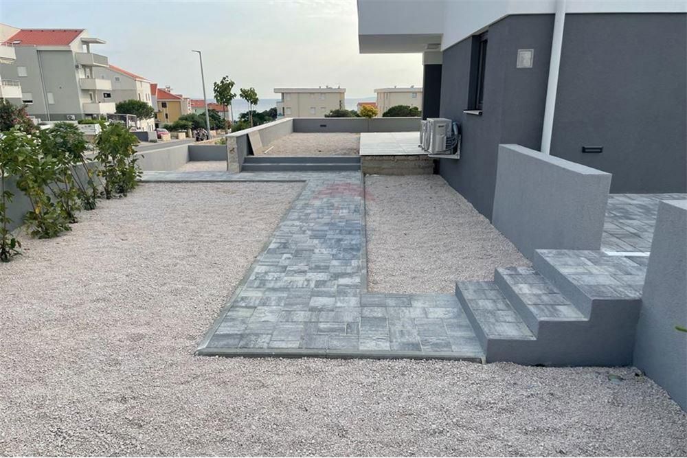 Apartma Novalja, 117m2