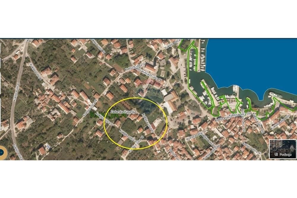 Zemljišče Kukljica, 1.305m2