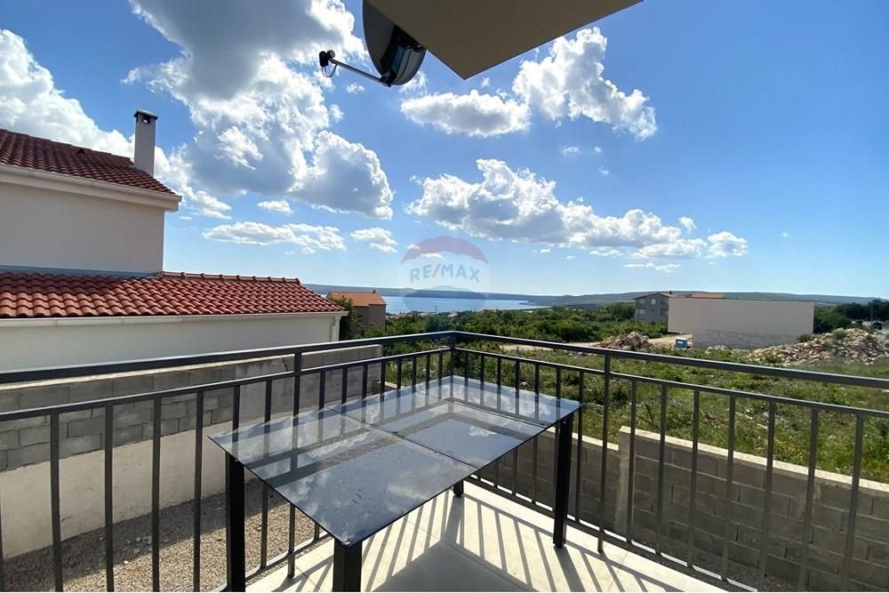 MASLENICA, PRITLIČNI APARTMA S POGLEDOM NA MORJE